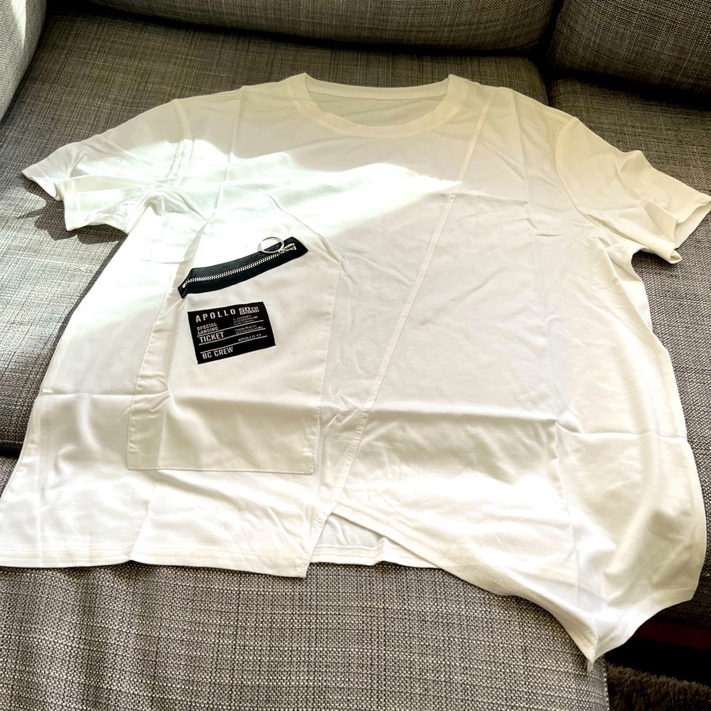 2 loose fitting new t shirts
